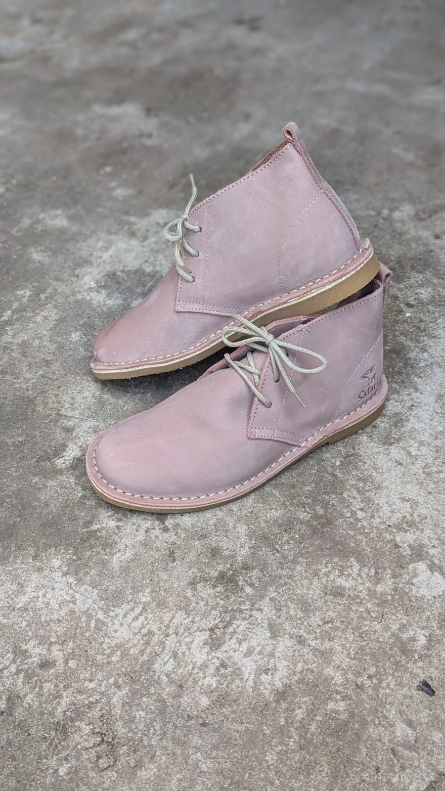 lavender nubuck safari vellie
